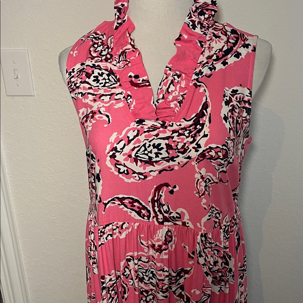 Beautiful Crown and Ivy Tiered Dress Medium